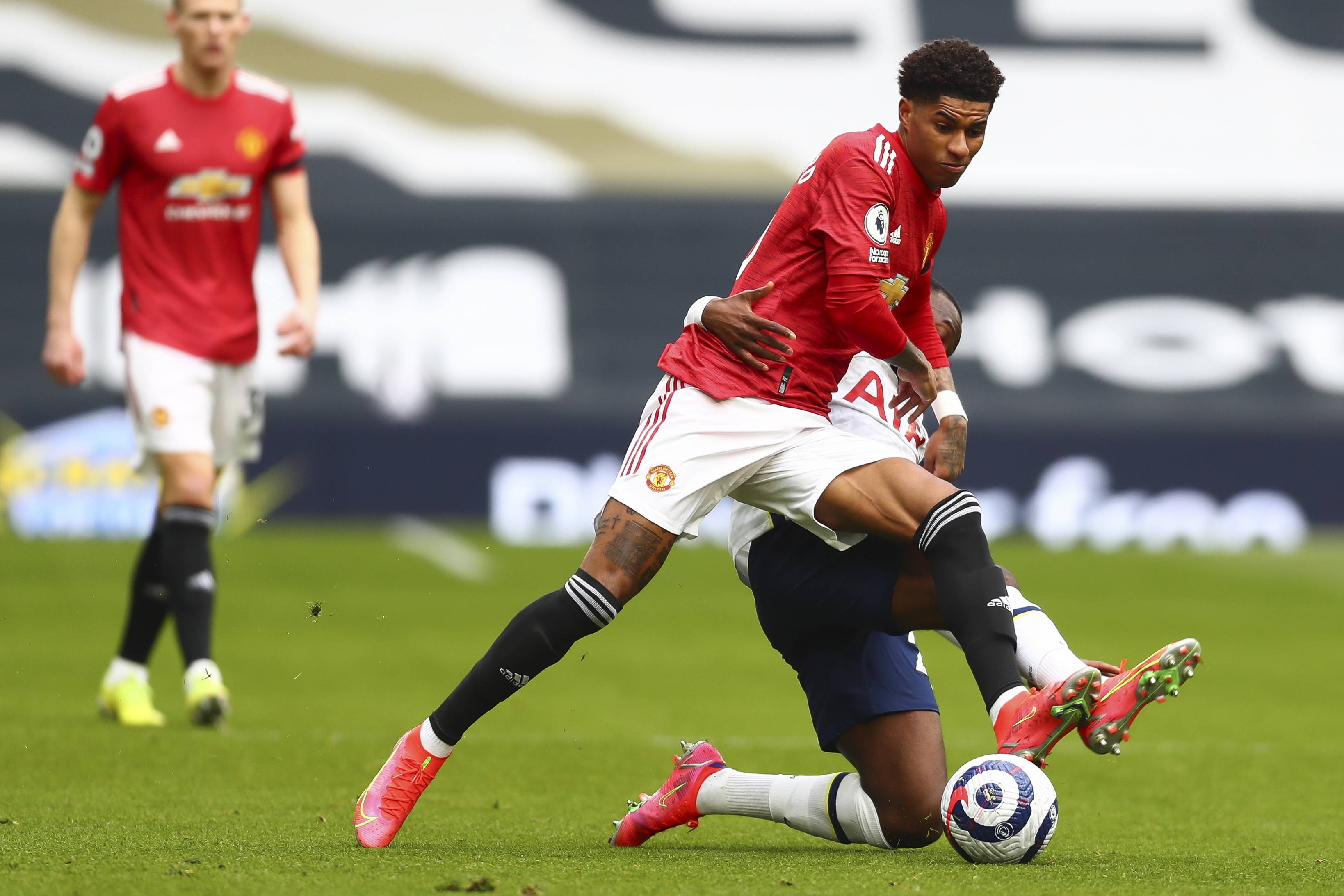 他而言并非 他而言并非